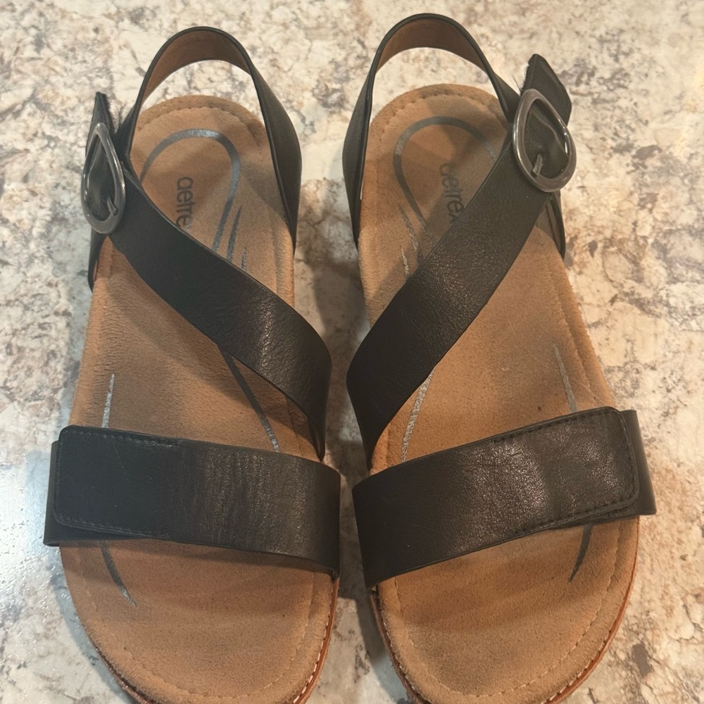Aetrex Black Leather Sandals